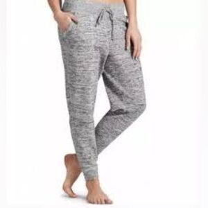 Women’s Athleta Techie Sweat Jogger Ankle Pants in heathered gray color Medium